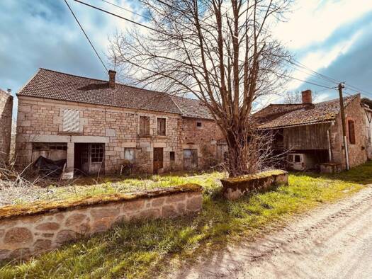 Maison à vendre 55 800 € 5 pièces 3 chambres 100 m² 1 430 m² de terrain Bosroger 23200