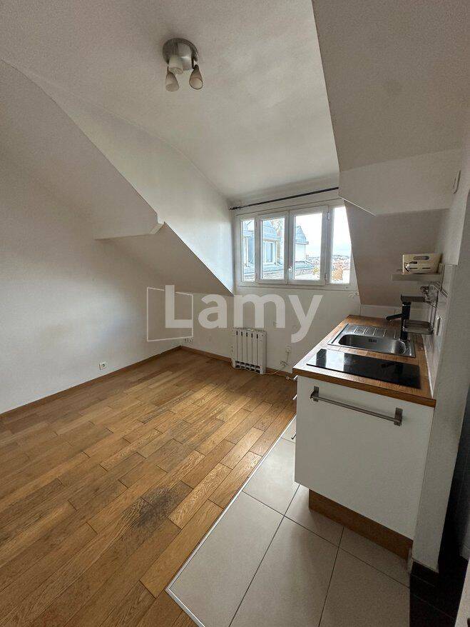 Appartement 1 pièce 12 m² · à Colombes · 12,5 m² · 510 €/mois