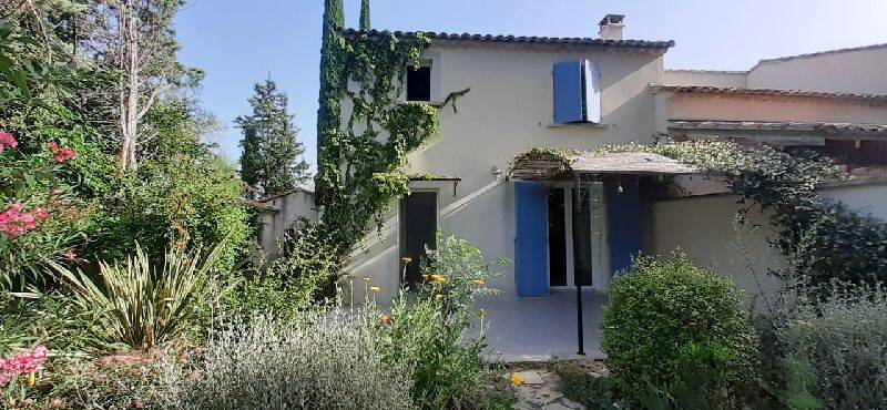 Maison 5 pièces 115 m² · à Morières-lès-Avignon · 115 m² · 1 075 €