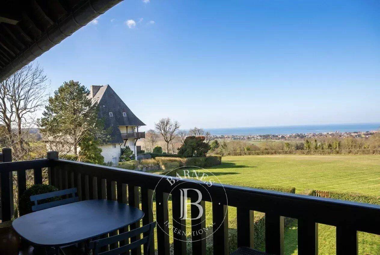 Appartement 2 pièces 52 m² · à Tourgéville · 51,8 m² · 300 000 €