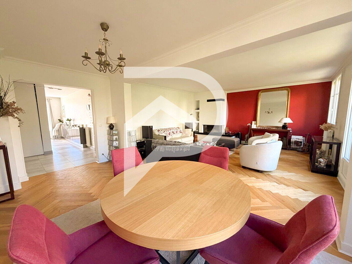 Appartement 5 pièces 154 m² · à Clamart · 154,3 m² · 799 000 €