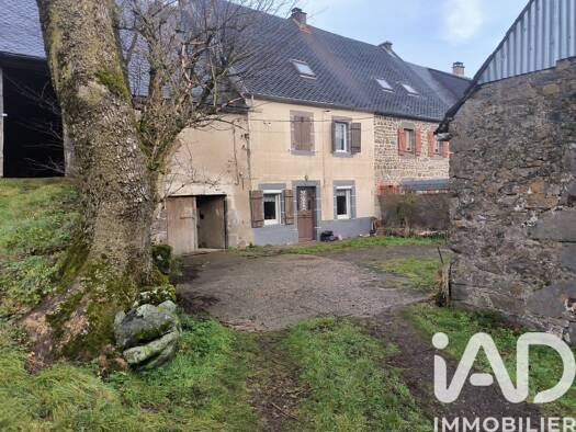 Maison à vendre 110 000 € 5 pièces 3 chambres 75 m² 480 m² de terrain Perpezat 63210