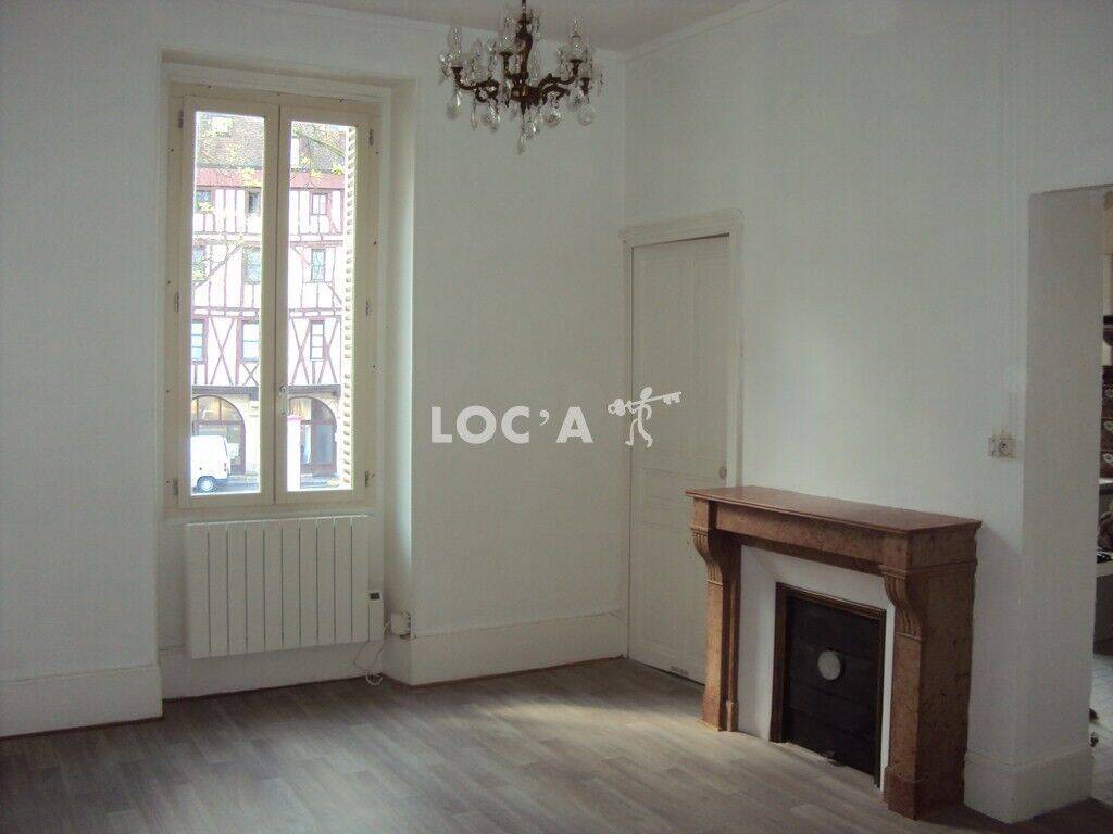 Appartement 3 pièces 40 m² · à Dijon · 40 m² · 639 €