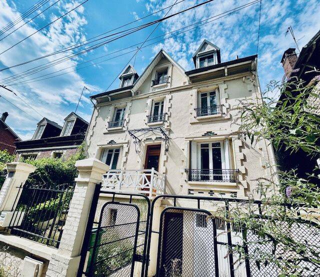 Maison 9 pièces 185 m² · à Liancourt · 185 m² · 230 000 €