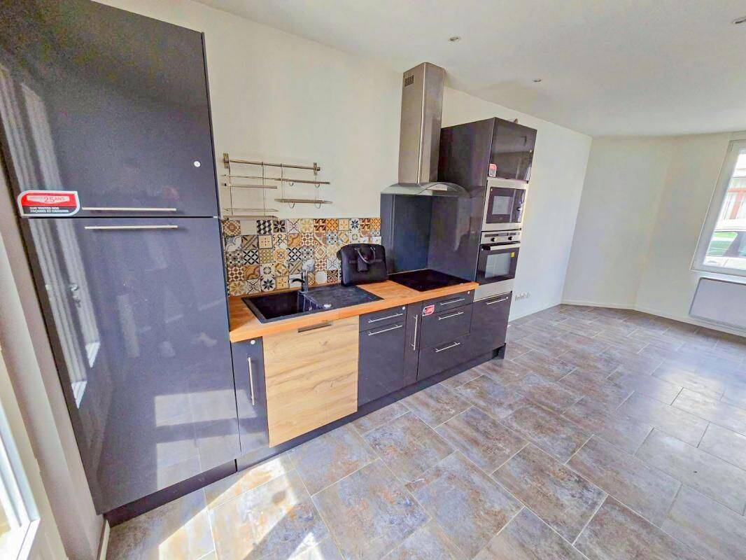 Maison 3 pièces 65 m² · à Saint-Quentin · 64,7 m² · 87 900 €