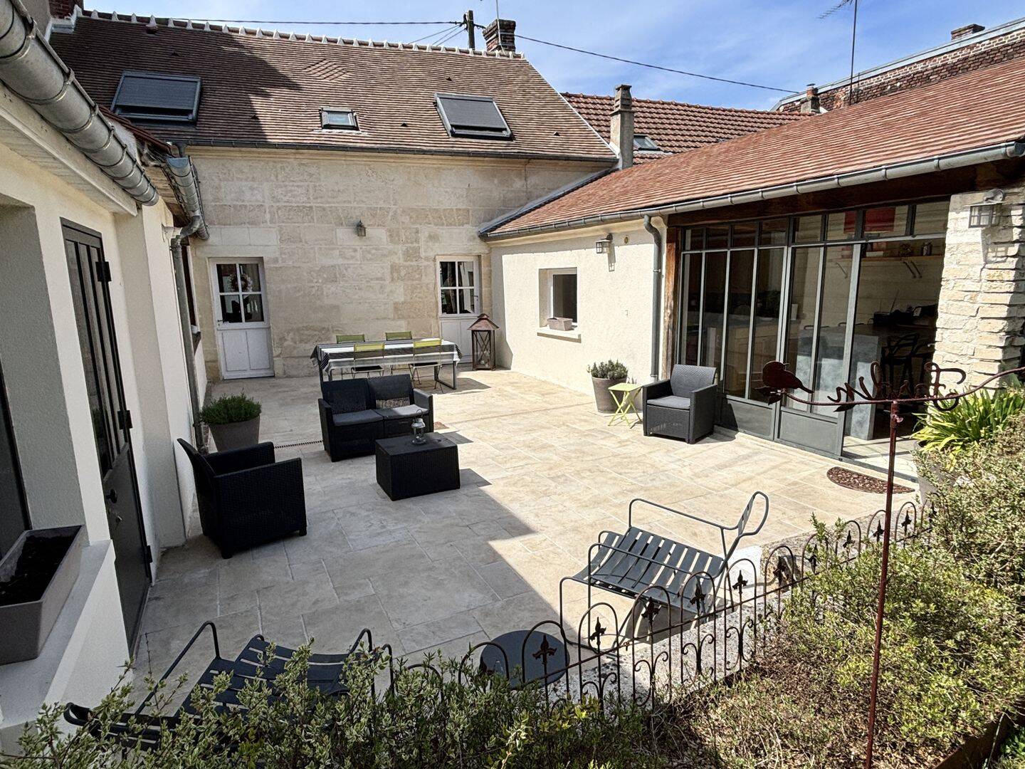 Maison 6 pièces 140 m² · à Compiègne · 140 m² · 465 000 €
