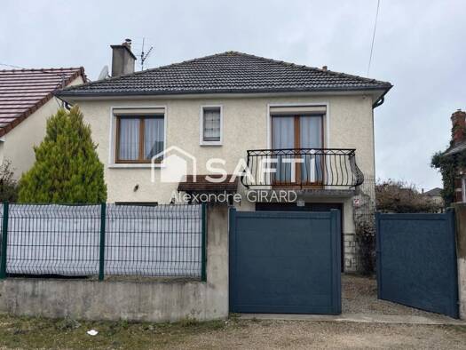 Maison à vendre 95 000 € 4 pièces 2 chambres 80 m² 400 m² de terrain Bourgneuf Vierzon 18100