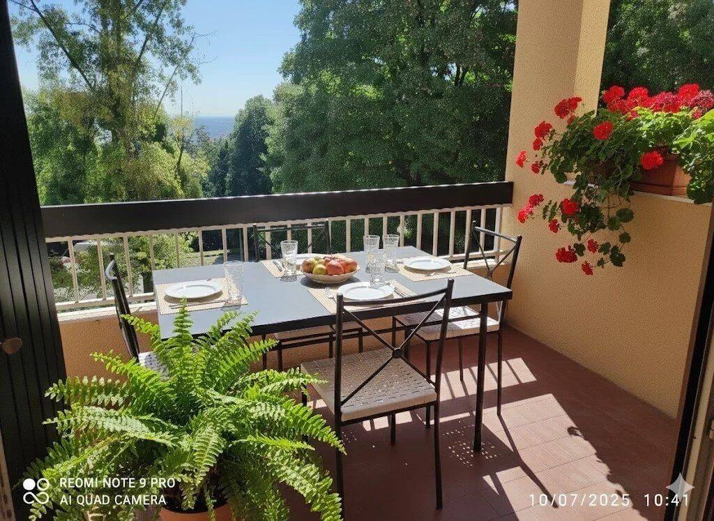Appartement 5 pièces 109 m² · à Sainte-Foy-lès-Lyon · 109,3 m² · 385 000 €