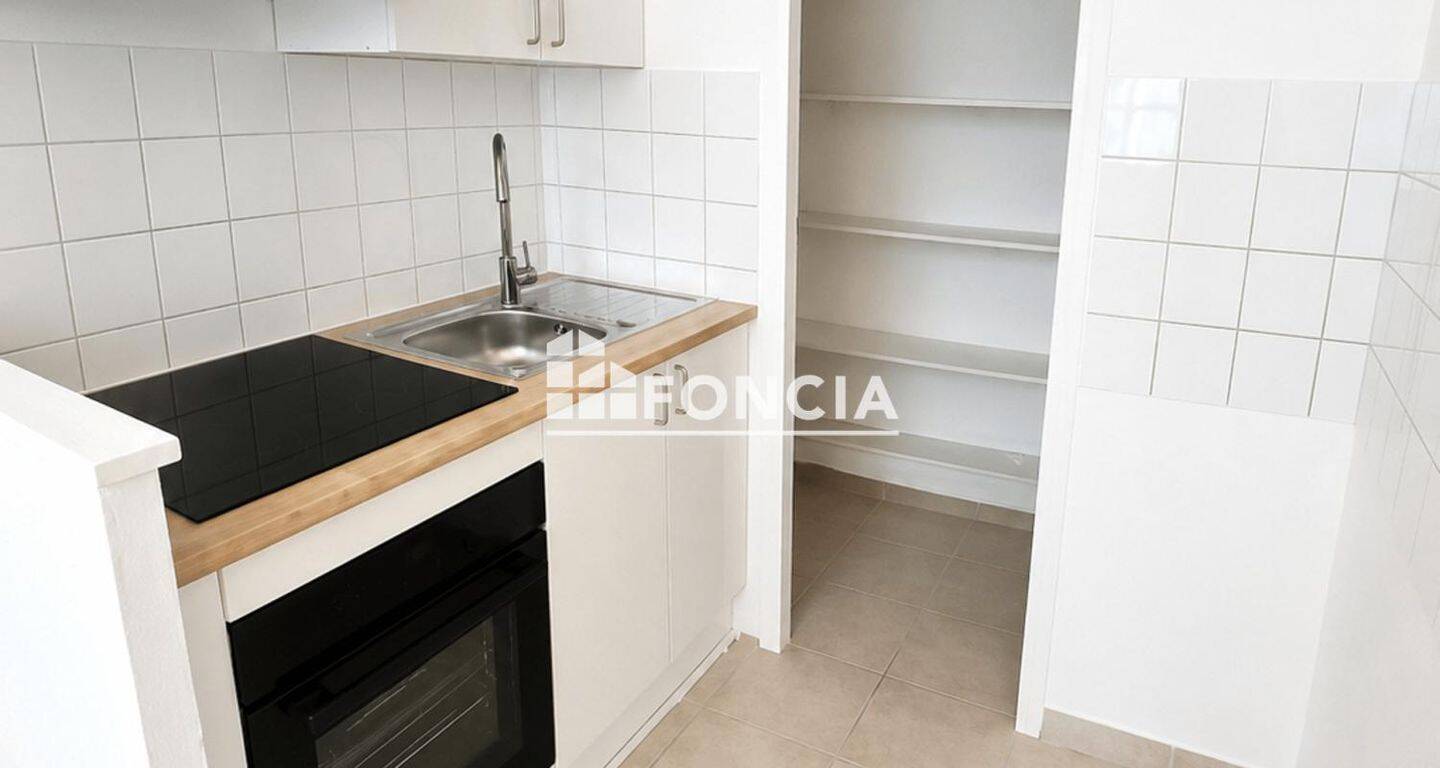 Appartement 3 pièces 45 m² · à Montélimar · 44,7 m² · 610 €