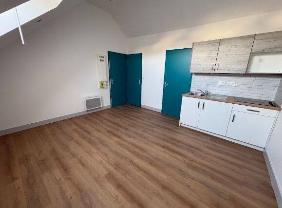 Appartement 1 pièce 32 m² · à Lons-le-Saunier · 32 m² · 380 €/mois