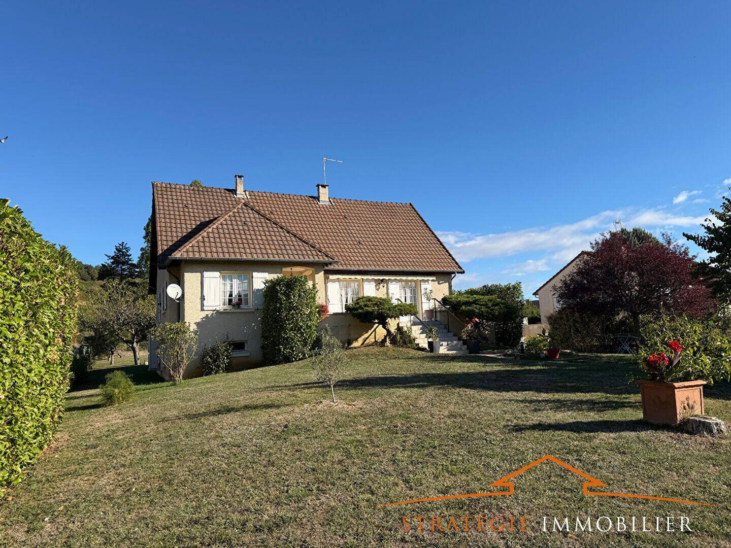 Maison 6 pièces 155 m² · à Saint-Jean-de-Vaux · 154,8 m² · 285 000 €