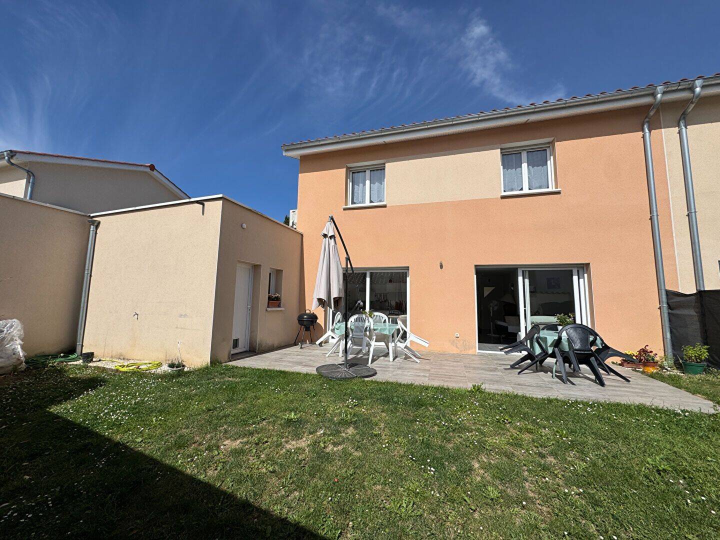 Maison 5 pièces 108 m² · à Brindas · 108 m² · 398 000 €