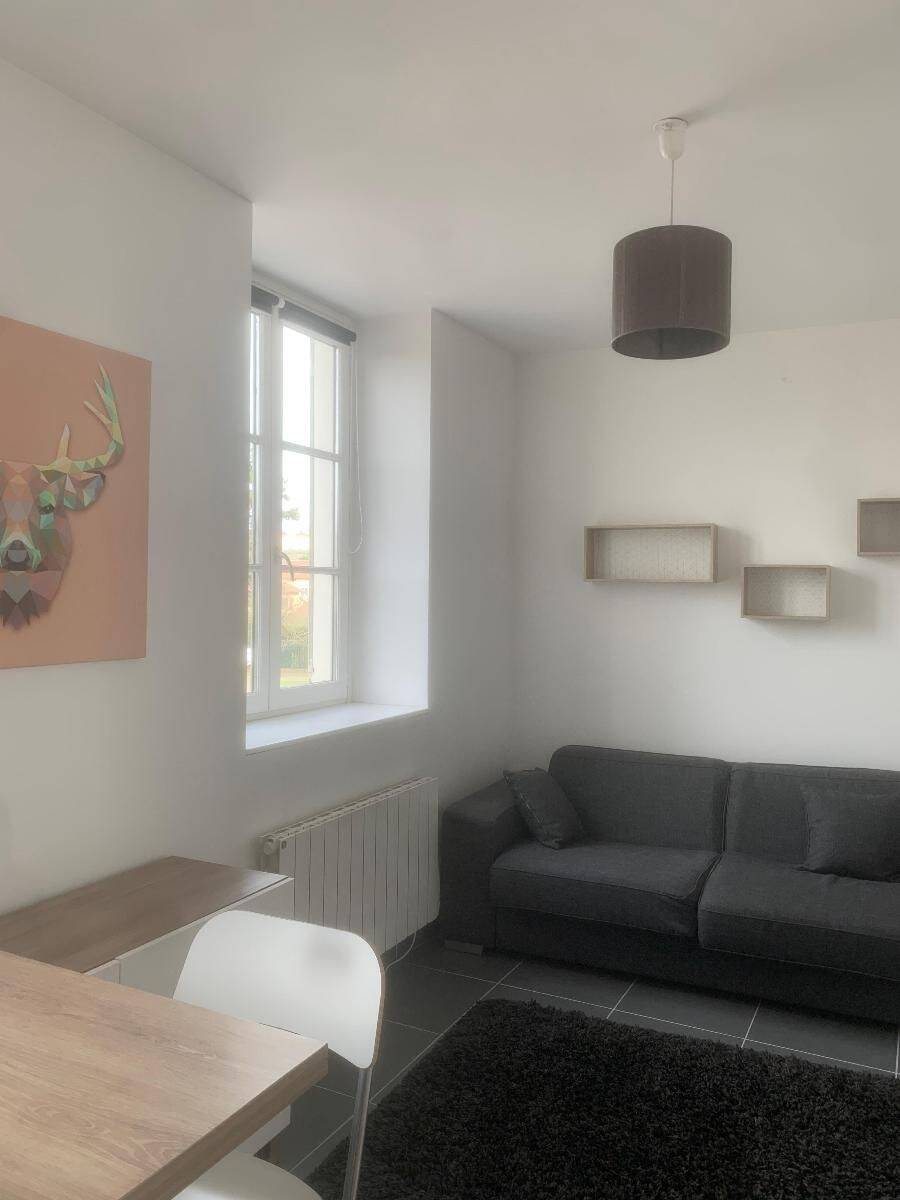 Appartement 1 pièce 21 m² · à Caluire-Et-Cuire · 20,9 m² · 585 €