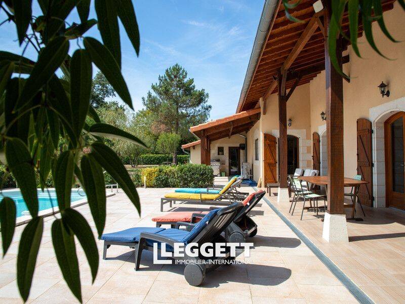 Maison 9 pièces 178 m² · à Labastide-d'Armagnac · 178 m² · 462 000 €