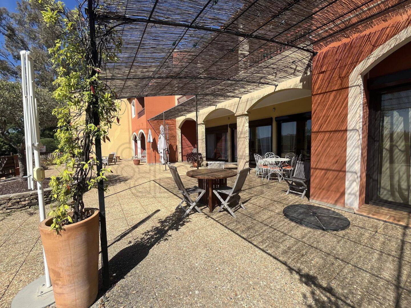 Appartement 5 pièces 200 m² · à Bormes-les-Mimosas · 200 m² · 695 000 €