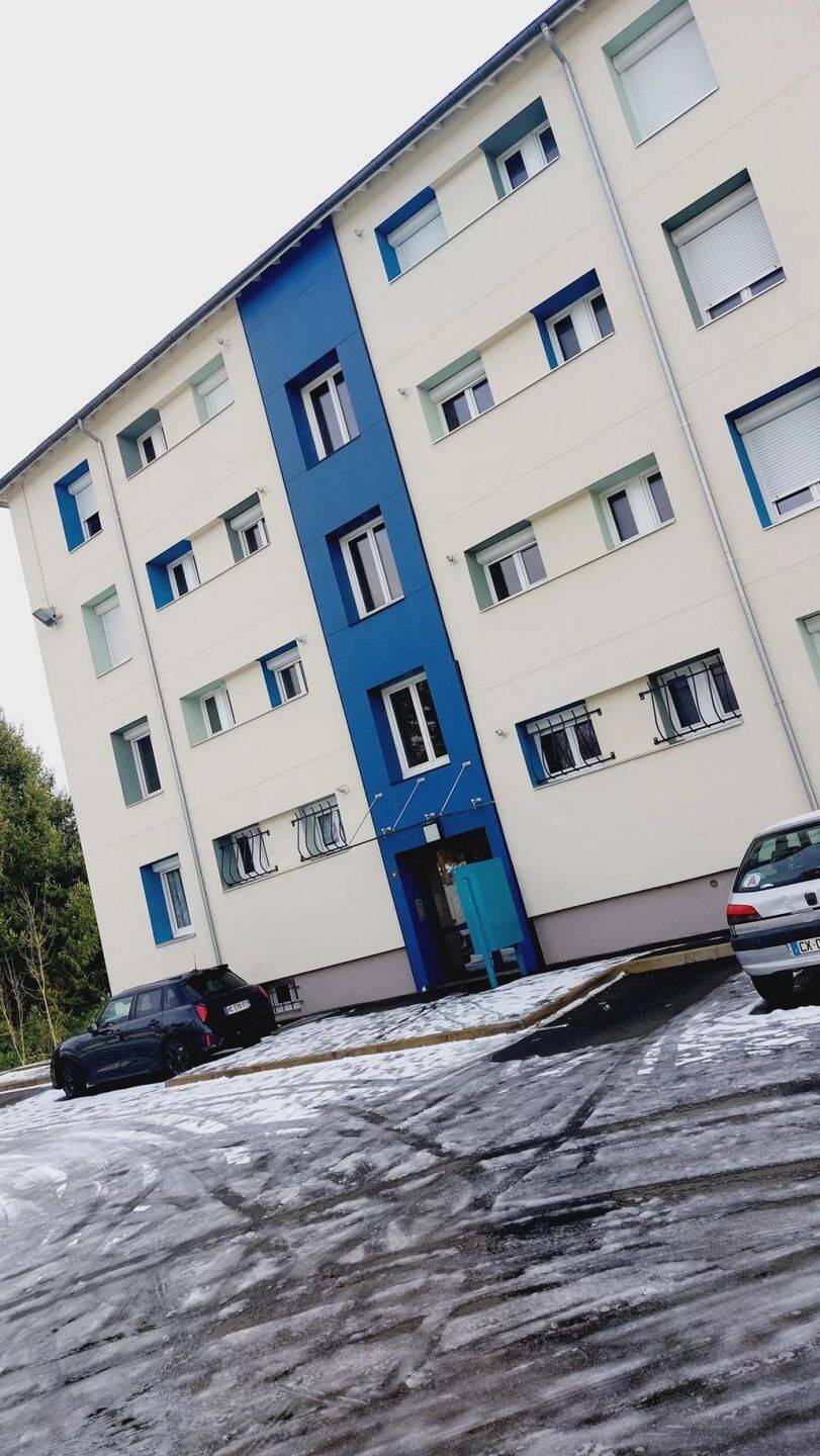Appartement 1 pièce 34 m² · à La Ricamarie · 34 m² · 251 €