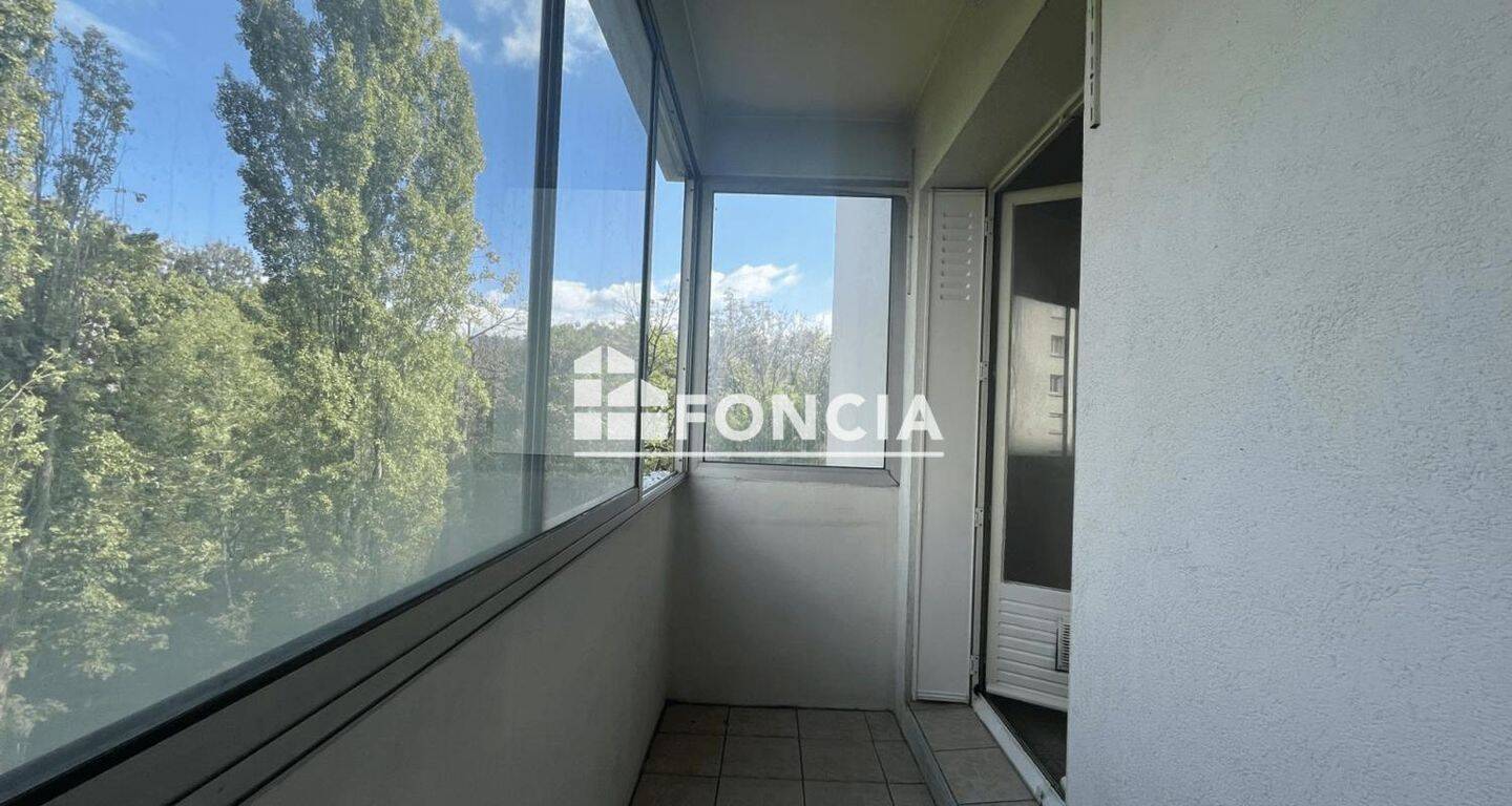 Appartement 4 pièces 61 m² · à Meylan · 61,3 m² · 868 €/mois