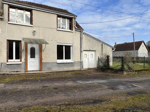 Maison à vendre 114 000 € 4 pièces 2 chambres 65 m² 200 m² de terrain Beaulieu-sur-Loire 45630