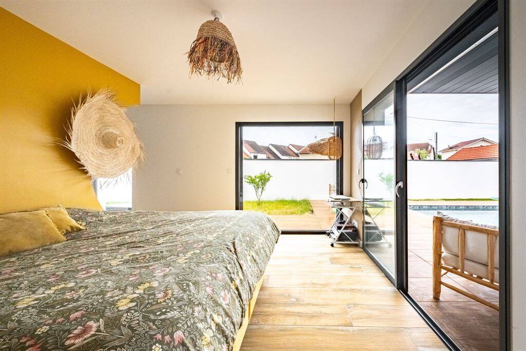 DIJON – Villa d'architecte contemporaine de plain-pied avec pisc — 11