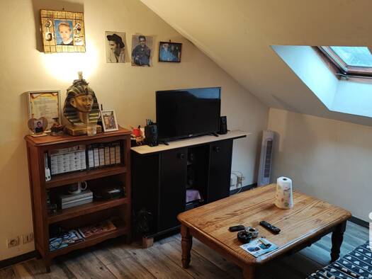 Appartement à vendre 51 900 € 1 pièce 23 m² Étage 2/2 Avenue de Compiegne Villers-Cotterêts 02600