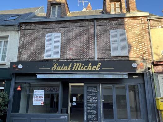 Local commercial à louer 1 400 € 60 m² de surface de vente Chartres 28000