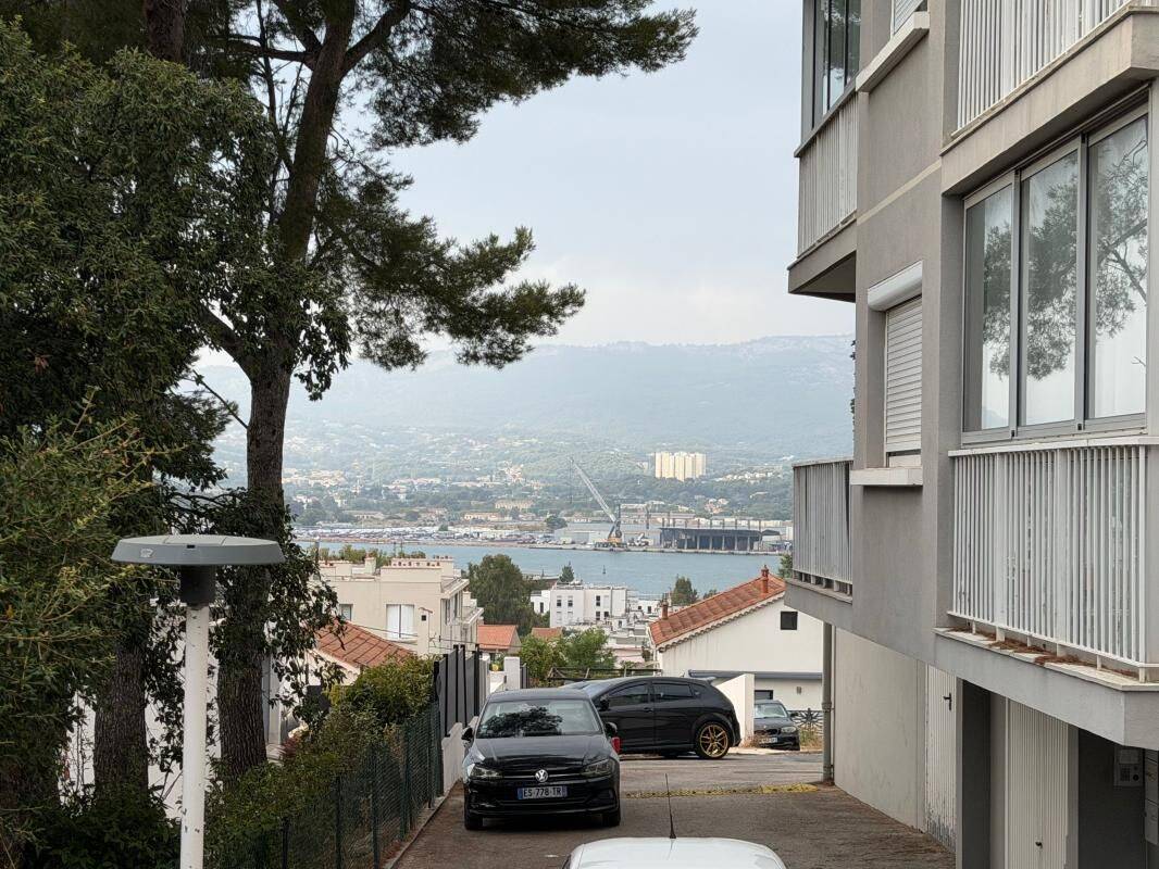 Appartement 3 pièces 56 m² · à La Seyne-sur-Mer · 55,6 m² · 232 000 €