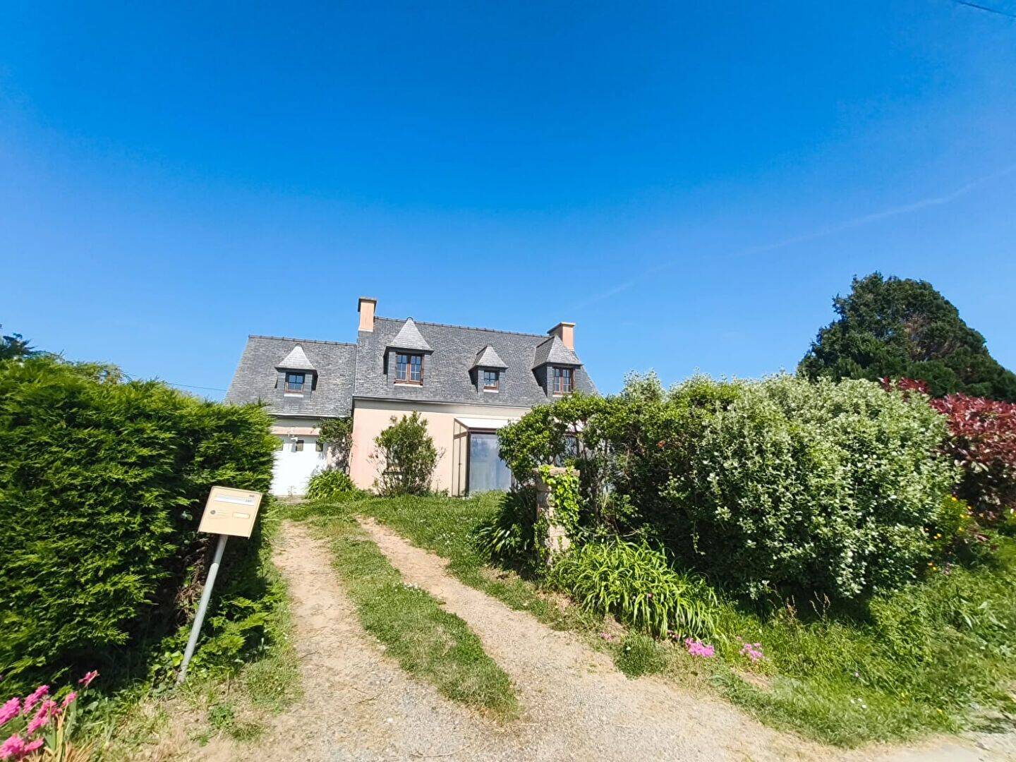Maison 7 pièces 106 m² · à Plougastel-Daoulas · 106 m² · 291 000 €
