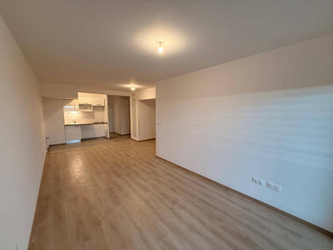 Appartement 3 pièces 68 m² · à Valenciennes · 68 m² · 820 €/mois