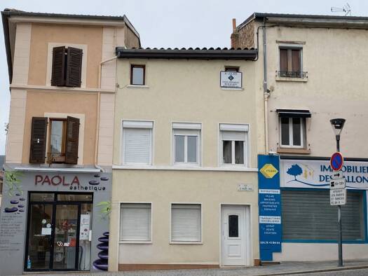 Appartement à louer 590 € 2 pièces 1 chambre 48,9 m² Étage 1/2 Vaugneray 69670