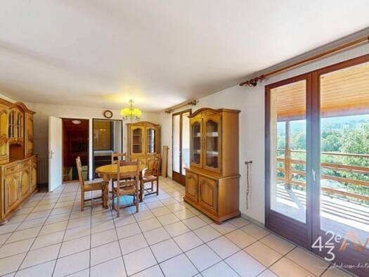 Maison de plain-pied à vendre 219 000 € 5 pièces 4 chambres 93 m² Sud Est Unieux 42240