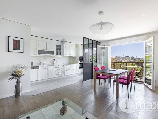 Appartement à vendre 348 400 € 3 pièces 2 chambres 69 m² Étage 4/7 Village Chandon Gennevilliers 92230
