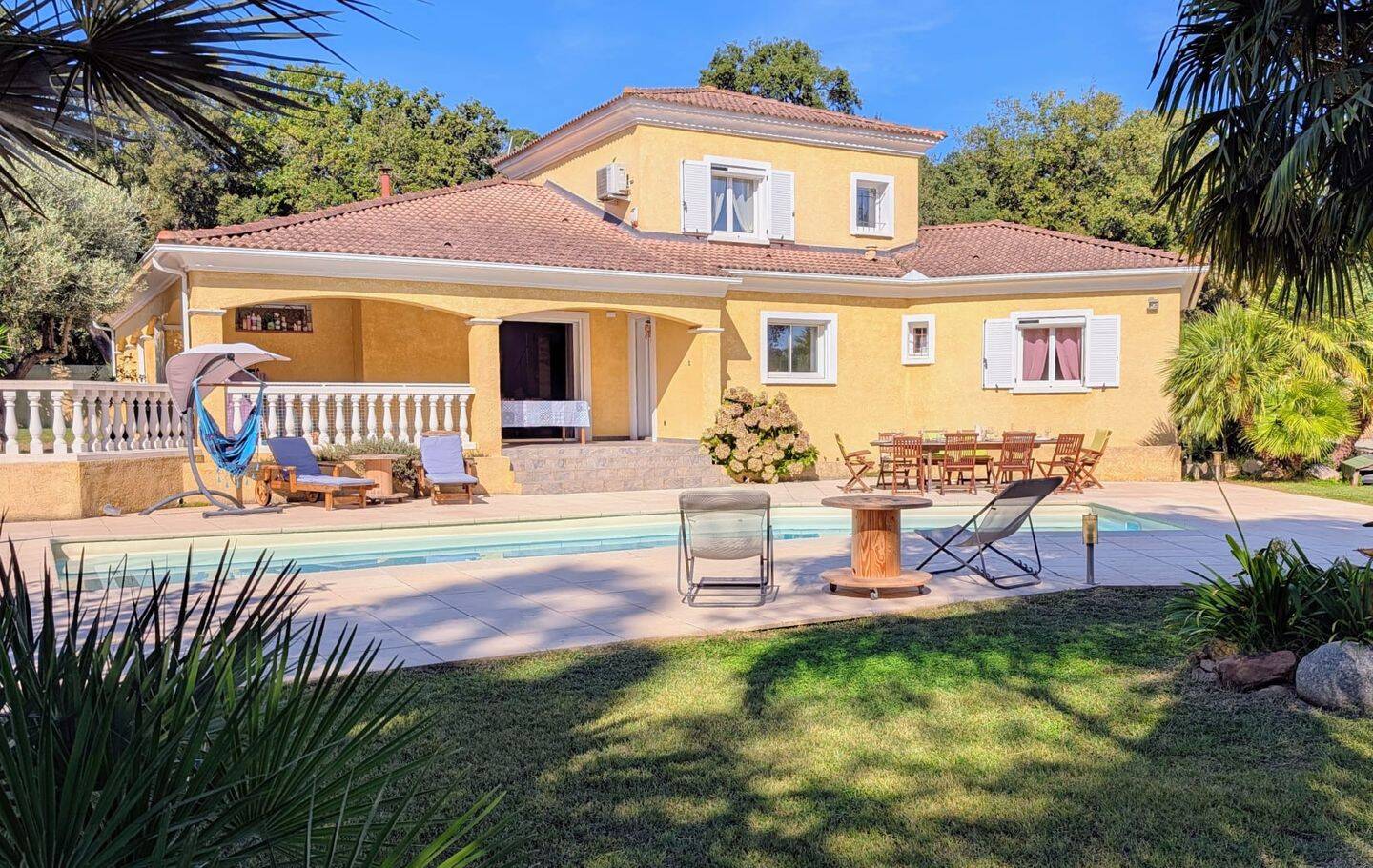 Maison 6 pièces 179 m² · à Prunelli-Di-Fiumorbo · 179,2 m² · 660 000 €