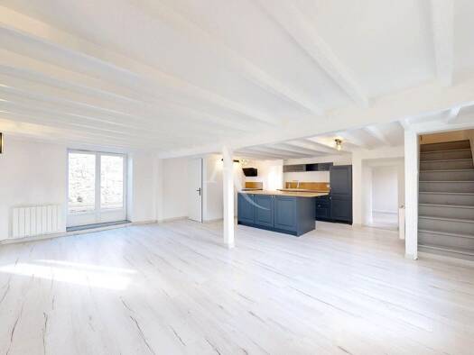 Maison à vendre 310 000 € 5 pièces 4 chambres 136 m² Commeny 95450