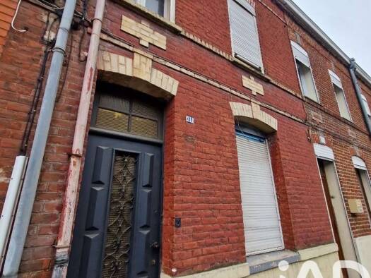Maison de ville à vendre 115 000 € 5 pièces 3 chambres 109 m² 270 m² de terrain Centre Raismes 59590