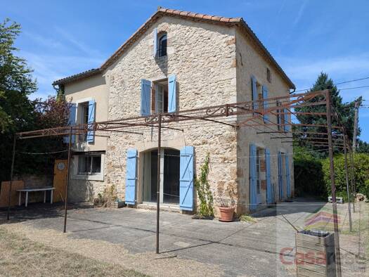 Maison à vendre 298 000 € 8 pièces 4 chambres 160 m² 5 500 m² de terrain Saint Géry-Vers 46330
