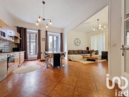 Appartement à vendre 230 000 € 5 pièces 3 chambres 130,4 m² Étage 1/3 Briand Leclerc Sens 89100