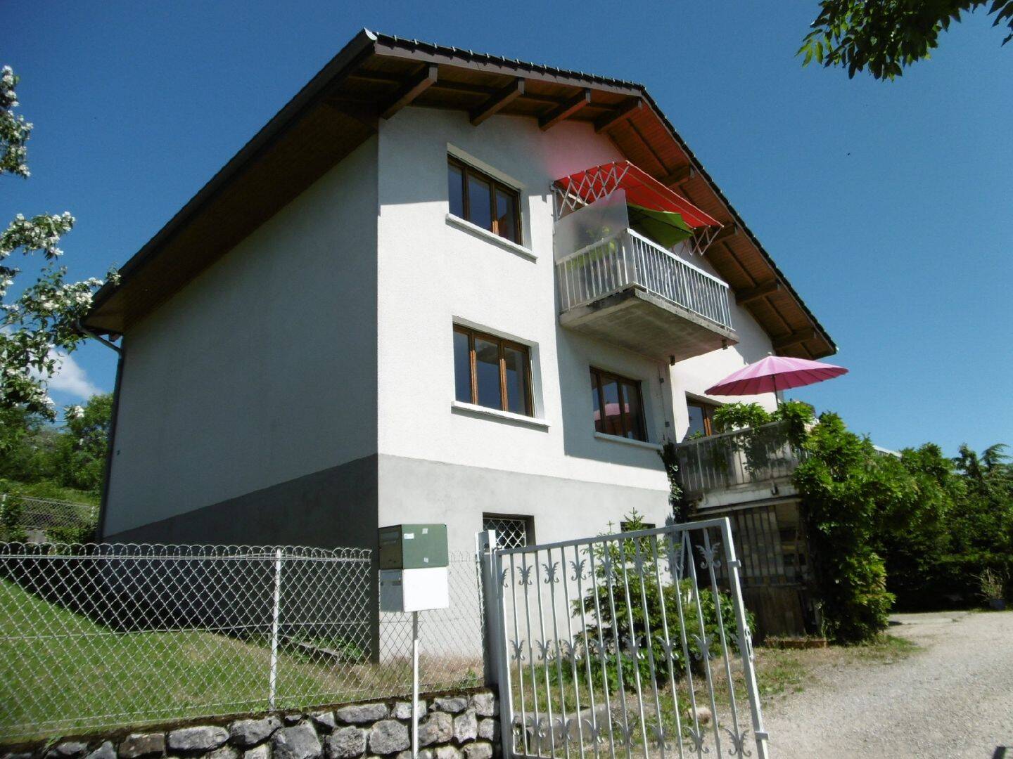 Appartement 3 pièces 88 m² · à Cranves-Sales · 87,6 m² · 1 020 €/mois