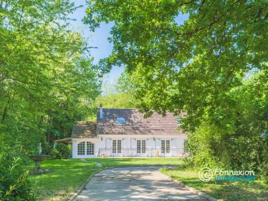 Maison à vendre 285 000 € 4 pièces 1 chambre 157 m² 2 168 m² de terrain La Selle-en-Hermoy 45210