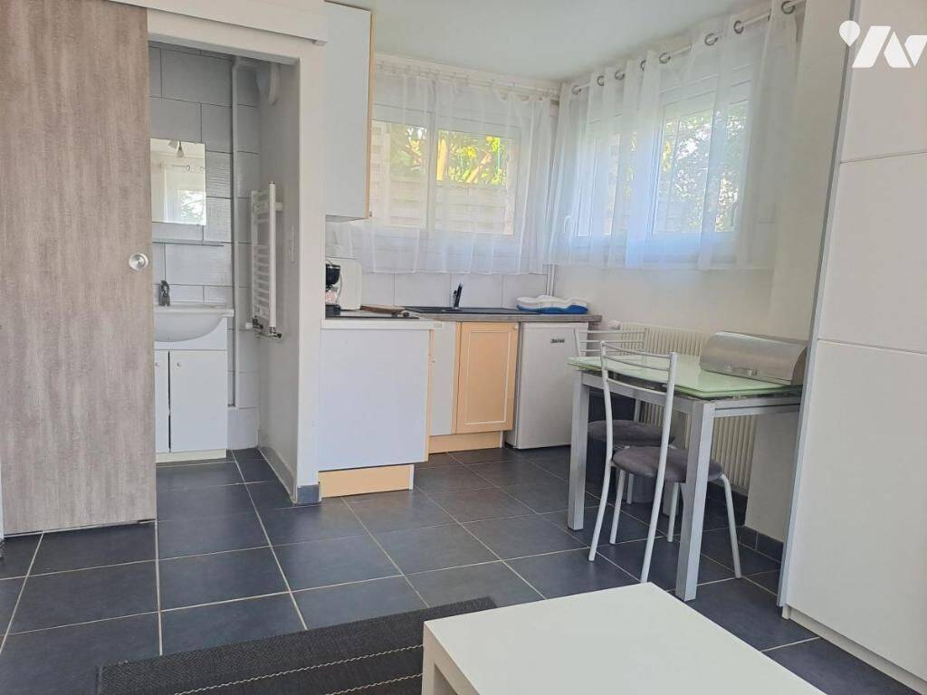 Appartement 1 pièce 22 m² · à Lisieux · 21,7 m² · 420 €/mois