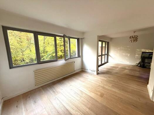 Appartement à vendre 420 000 € 5 pièces 3 chambres 83 m² RDC/3 Rue de Versailles-Monastere Ville-d'Avray 92410