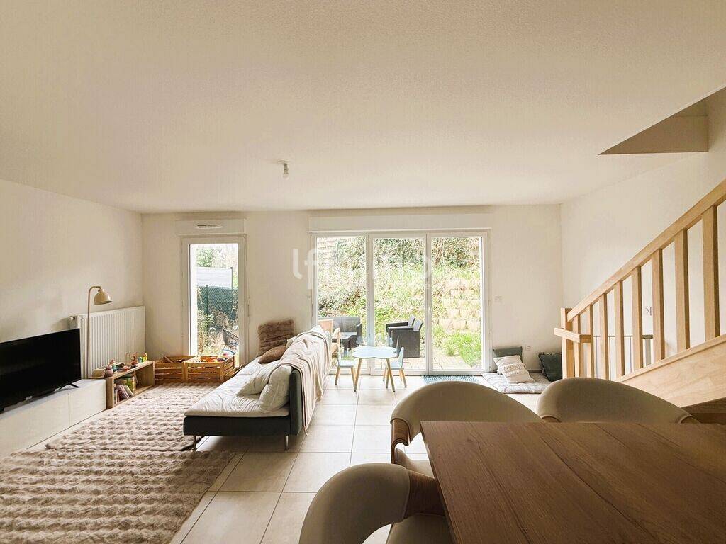 Maison 6 pièces 102 m² · à Cérons · 102 m² · 250 000 €