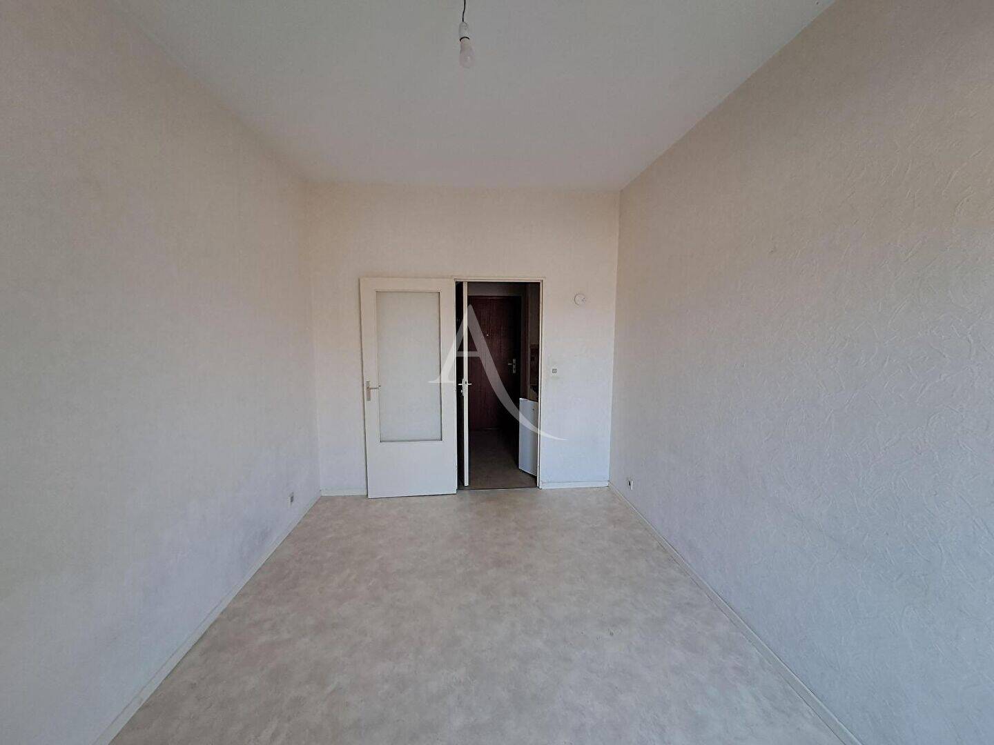 Appartement 1 pièce 17 m² · à Nantes · 17 m² · 455 €