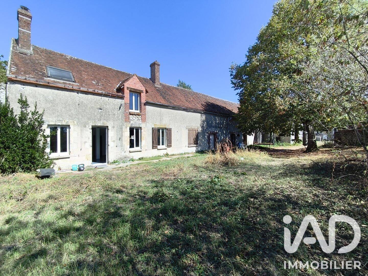 Maison 5 pièces 165 m² · à Montbarrois · 165 m² · 265 100 €