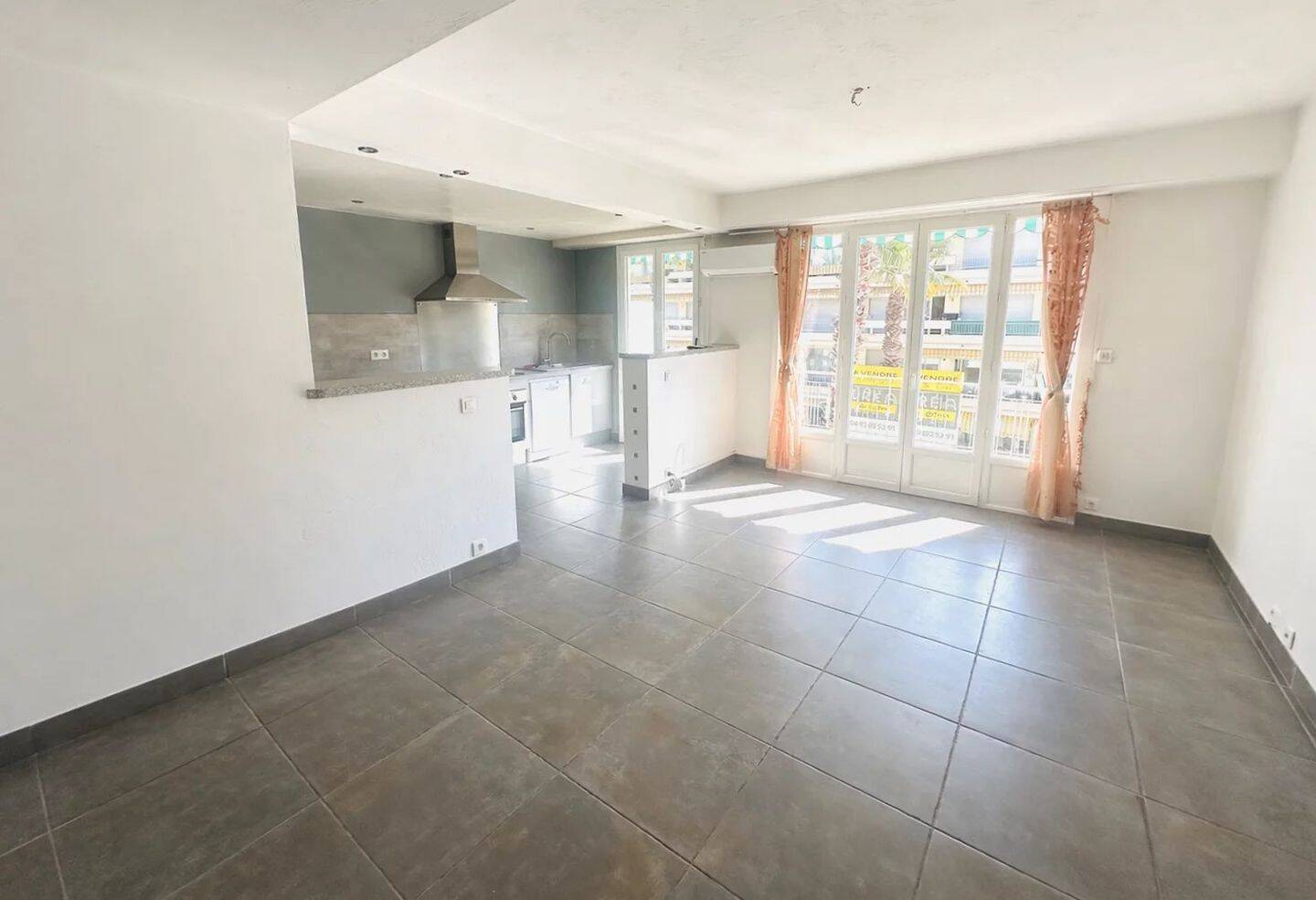 Appartement 3 pièces 64 m² · à Cagnes-sur-Mer · 63,5 m² · 315 000 €