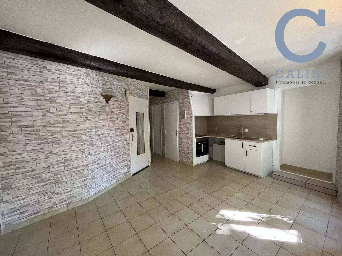 Appartement 2 pièces 44 m² · à Clarensac · 43,8 m² · 570 €