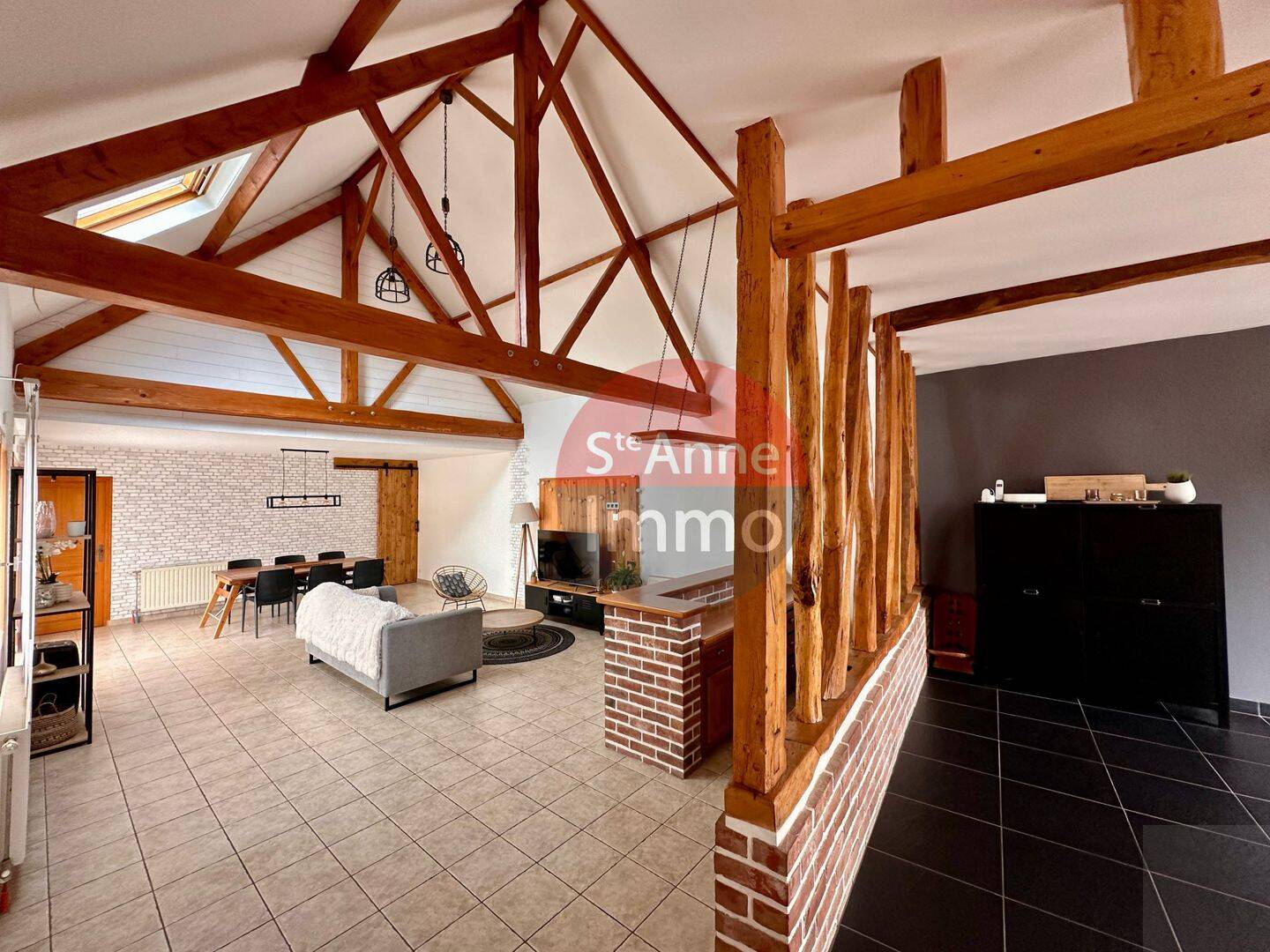 Maison 8 pièces 211 m² · à Hérissart · 210,8 m² · 289 000 €