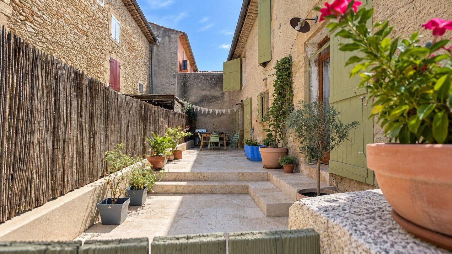 Maison 5 pièces 118 m² · à Lauris · 118 m² · 330 000 €