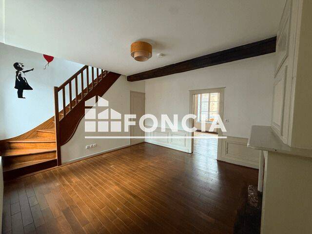 Appartement 3 pièces 80 m² · à Charleville-Mézières · 80 m² · 570 €