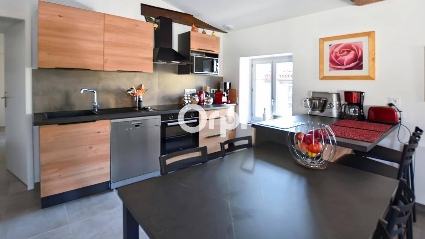 Appartement 3 pièces 84 m² · à Saint-Symphorien-sur-Coise · 84 m² · 790 €
