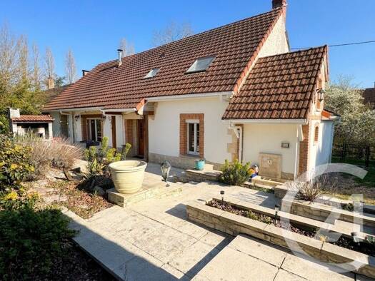 Maison à vendre 192 000 € 4 pièces 3 chambres 166 m² 2 260 m² de terrain Herry 18140
